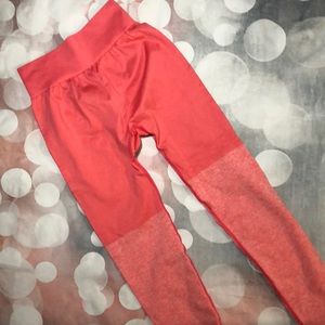 GymShark Twotone Seamless Peach Coral Leggings